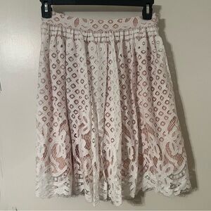Lucy Paris Lace White Skirt. Midi length. Size L / EU 42